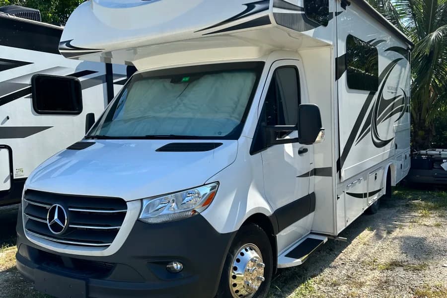 Cantens Family Camper Class C RV rental in Miami Florida — exterior
