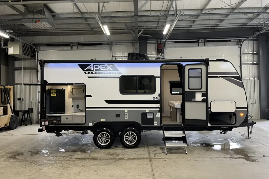 "YHOW" MEET APEX, OUR OFF-ROAD EXPLORER Travel Trailer RV rental in Miami Florida — exterior